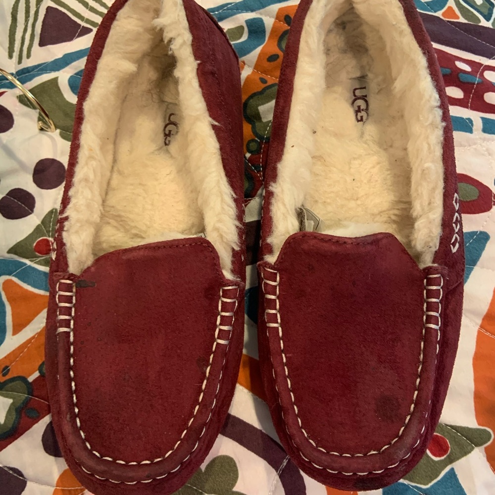 Ugg slippers